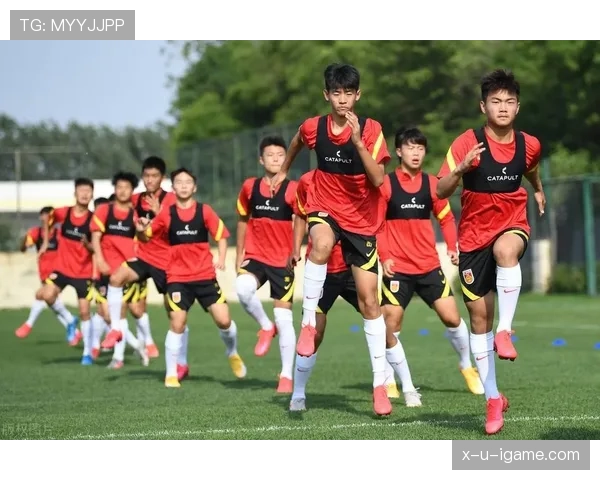 中超青训硕果初现,新生代球员闪耀赛场,未来可期 中超青训硕果初现,新生代球员闪耀赛场,未来可期