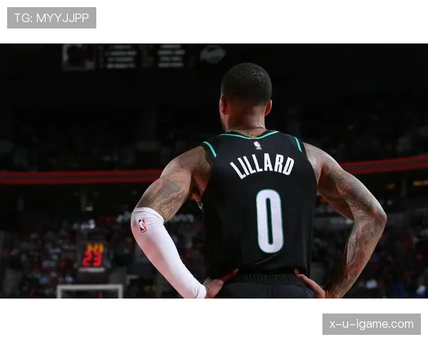 利拉德休赛期还在凌晨四点练投篮，这人是不是根本不用睡觉？