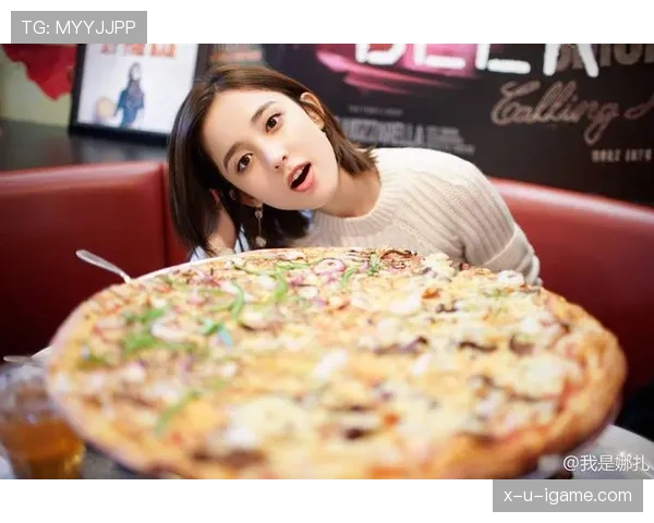 古力突然晒了个超级豪华午餐，感觉跟平时下棋的那个他差太多了吧？